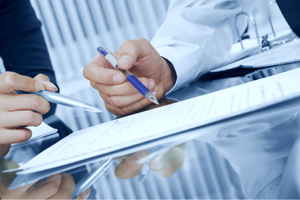 Wohin gehören außerordentliche Tätigkeiten im Zeugnis?