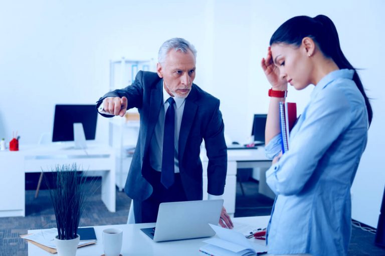 Mein Chef ist ein Fiesling. Was kann ich tun?