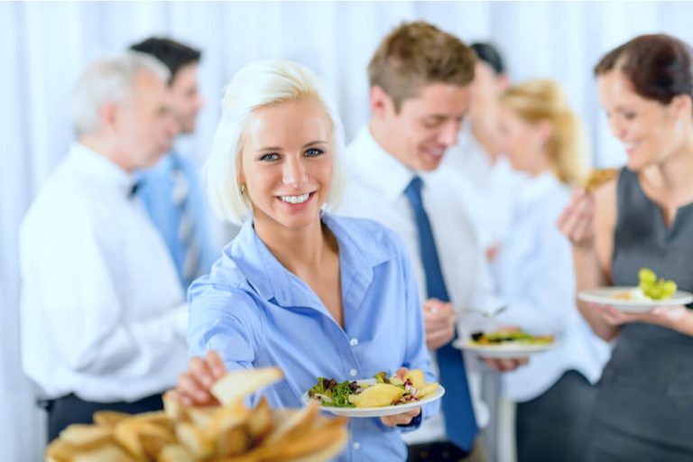 Was muss ich beim Geschäftsessen beachten?