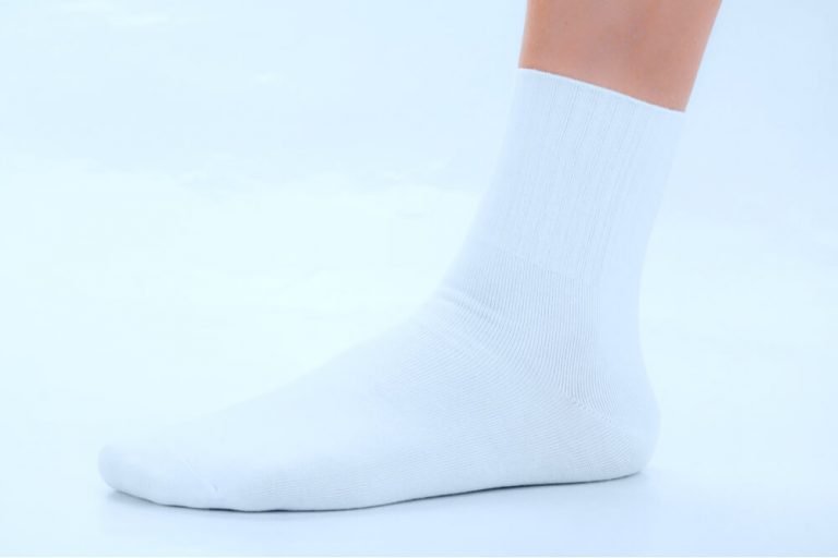 Sind weiße Socken auf der Arbeit ein No-Go?