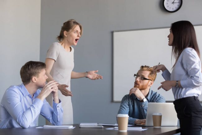 Woran erkennt man einen Soziopath im Job?