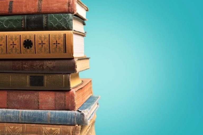 Welche Fächer gehören zu den Geisteswissenschaften?