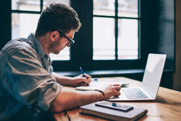 Wie Copywriting lernen? 5 Elemente verkaufsstarker Texte